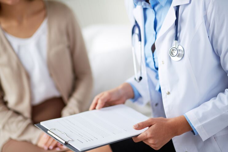 Servikal osteokondroz semptomları olan bir hasta doktora başvurdu